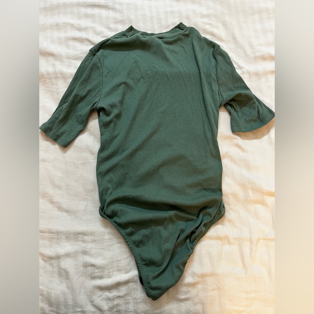 H&M Bodysuit - Picture 3 of 6